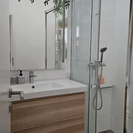 Apartment Lam Design Greenery Ac - Balcony *