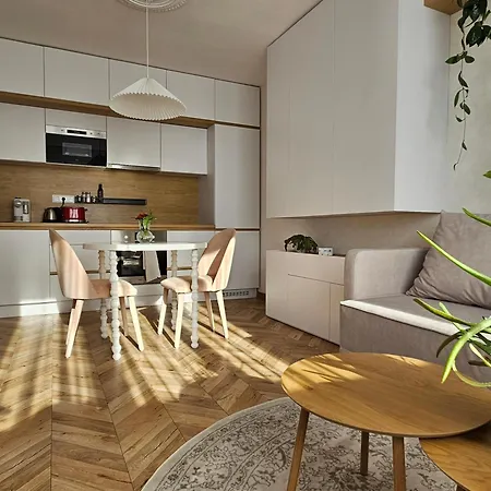 Lam Design Greenery Ac - Balcony
