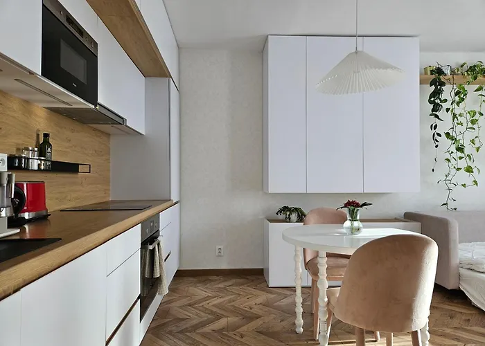 Lam Design Greenery Ac - Balcony Apartamento Bratislava