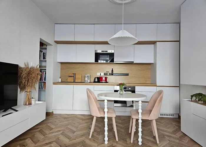 Lam Design Greenery Ac - Balcony * Pressburg